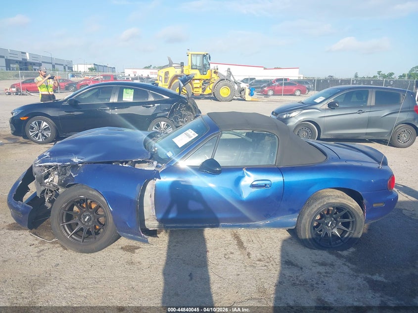 1999 Mazda Mx-5 Miata Leather Pkg/Popular Equipment Pkg/Sports Pkg/Touring Pkg VIN: JM1NB3534X0124271 Lot: 44840045