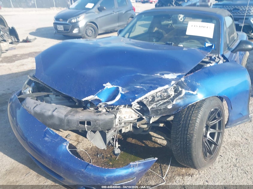 1999 Mazda Mx-5 Miata Leather Pkg/Popular Equipment Pkg/Sports Pkg/Touring Pkg VIN: JM1NB3534X0124271 Lot: 44840045