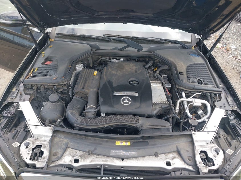 2018 Mercedes-Benz E 300 4Matic VIN: WDDZF4KB4JA410717 Lot: 44840097