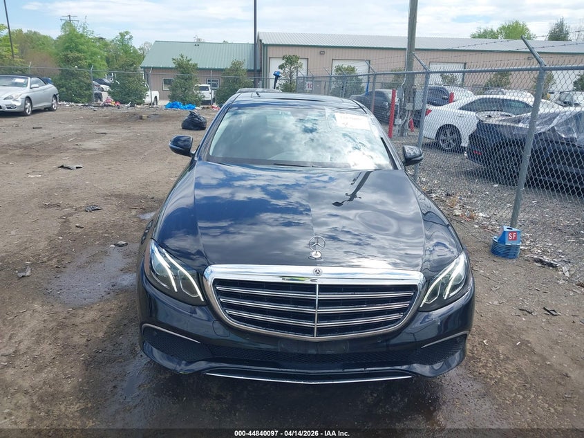 2018 Mercedes-Benz E 300 4Matic VIN: WDDZF4KB4JA410717 Lot: 44840097