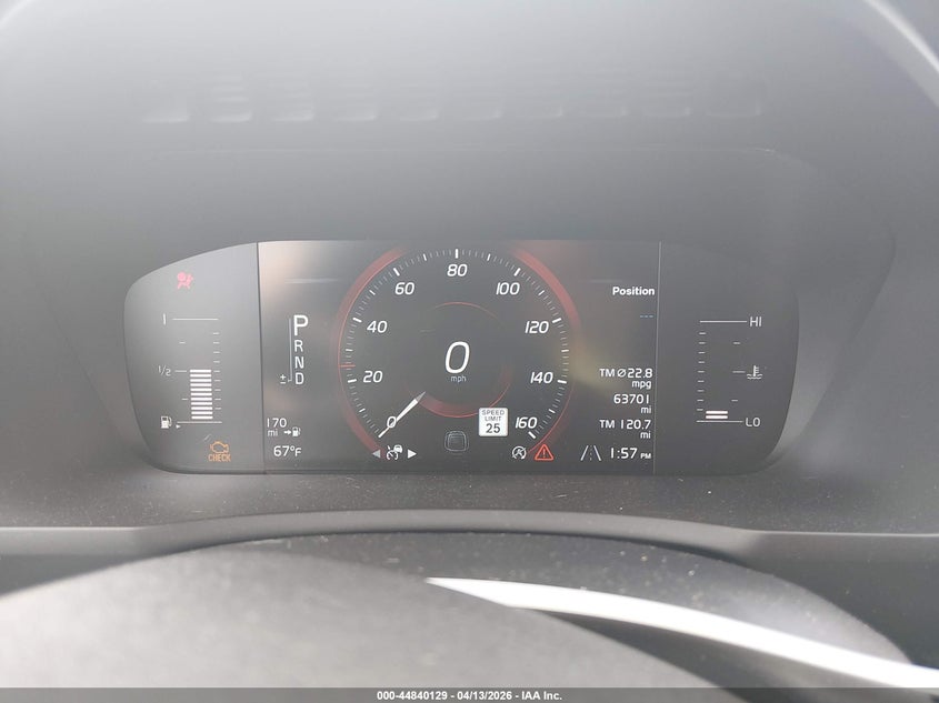 2018 Volvo Xc90 T5 Momentum VIN: YV4102PK0J1357856 Lot: 44840129