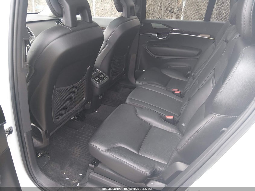 2018 Volvo Xc90 T5 Momentum VIN: YV4102PK0J1357856 Lot: 44840129