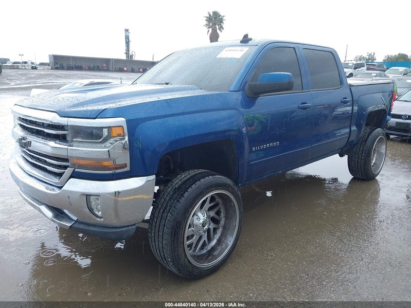2018 Chevrolet Silverado 5.3 1500 1Lt blue Lot 111044840140 Vin 3GCUCRER0JG402439