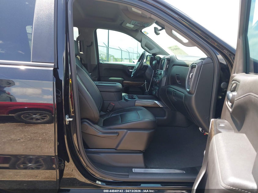 2020 Chevrolet Silverado 5.3 1500 black Lot 111044840143 Vin 3GCPYFED8LG358131