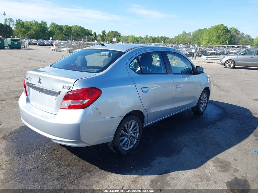 ML32F3FJXJHF12401 2018 Mitsubishi 1.2 G4 Es silver