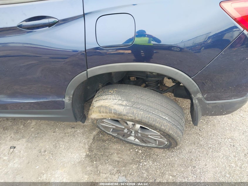 2020 Honda Passport Awd Ex-L VIN: 5FNYF8H56LB016452 Lot: 44840168