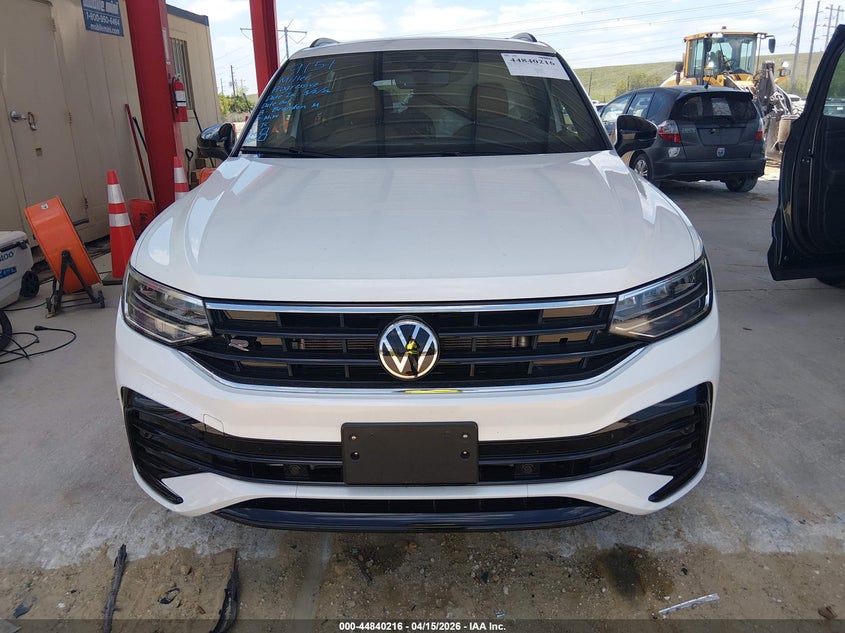 2024 Volkswagen Tiguan 2.0T Se R-Line Black VIN: 3VVCB7AX9RM204481 Lot: 44840216