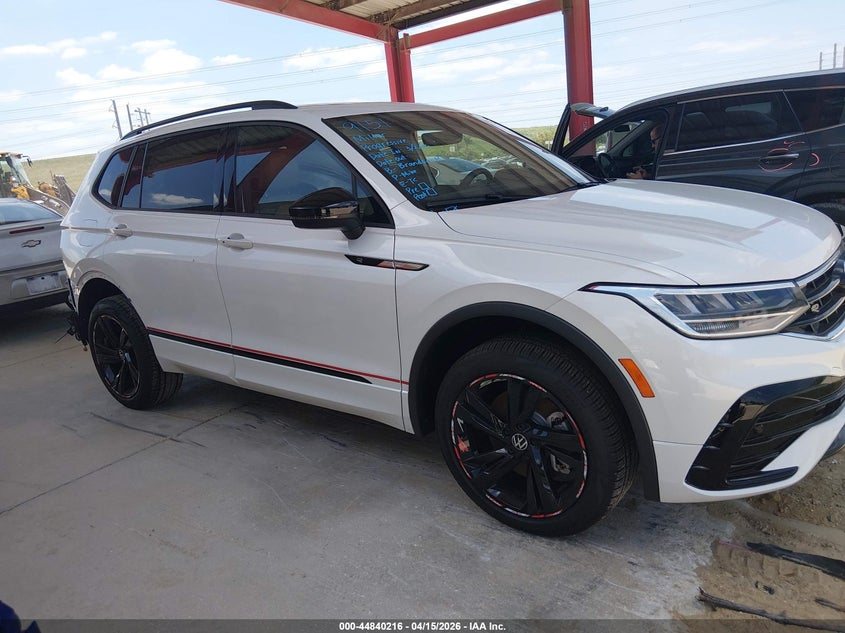 2024 Volkswagen Tiguan 2.0T Se R-Line Black VIN: 3VVCB7AX9RM204481 Lot: 44840216