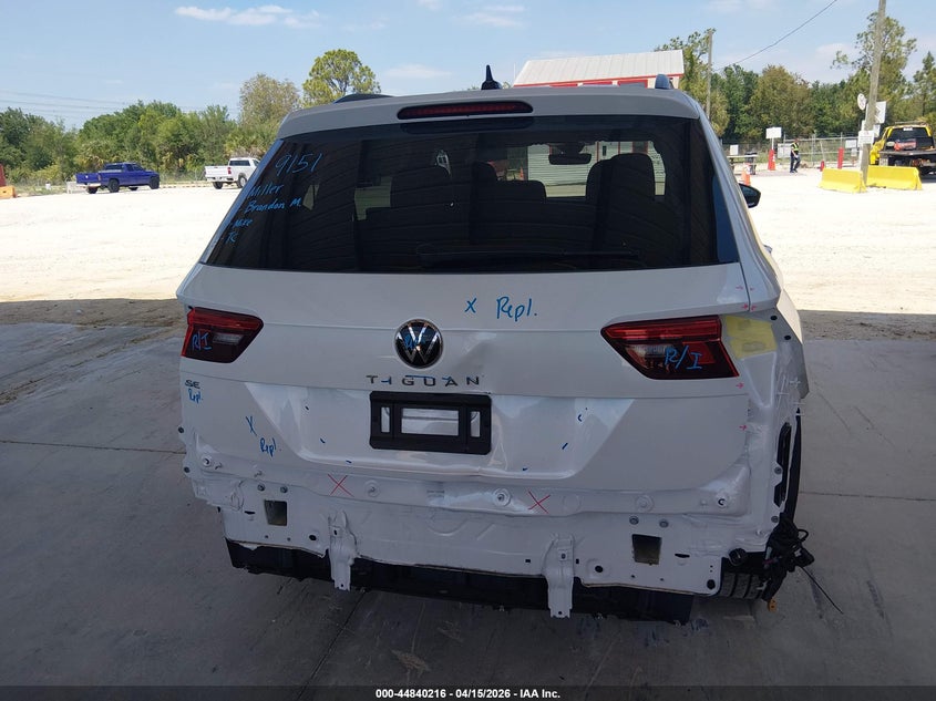 2024 Volkswagen Tiguan 2.0T Se R-Line Black VIN: 3VVCB7AX9RM204481 Lot: 44840216