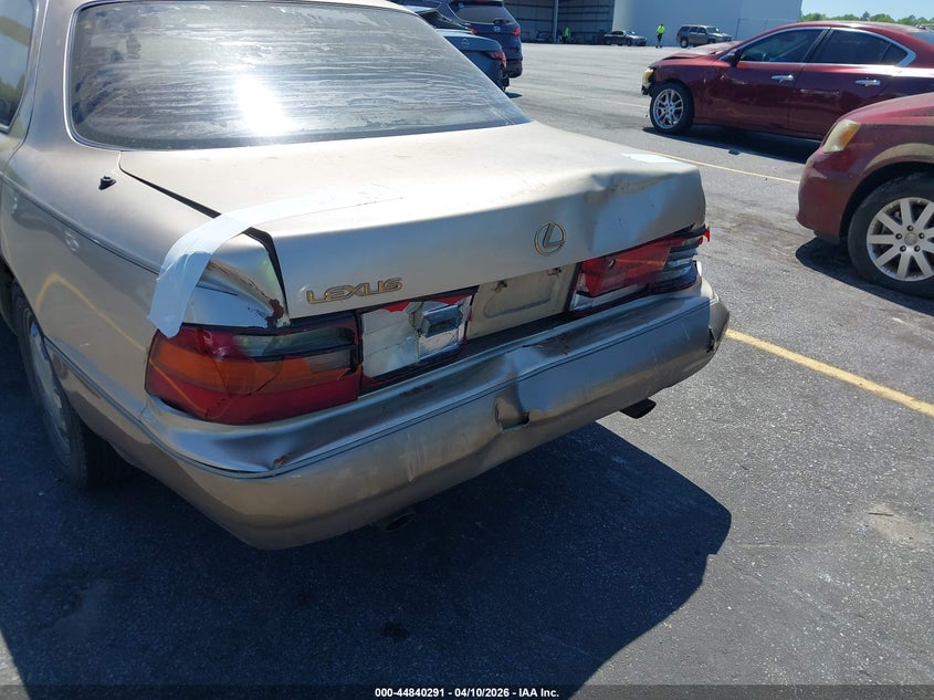 1994 Lexus Ls 400 VIN: JT8UF11E8R0200992 Lot: 44840291