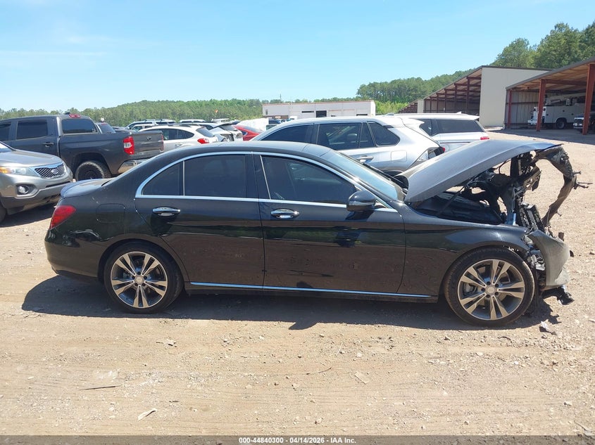 2017 Mercedes-Benz C 300 VIN: 55SWF4JB3HU208420 Lot: 44840300