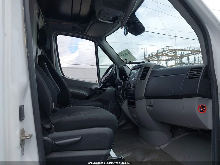 2017 Mercedes-Benz Sprinter 2500 Standard Roof V6 VIN: WD3PE7CD2HP535223 Lot: 44840303