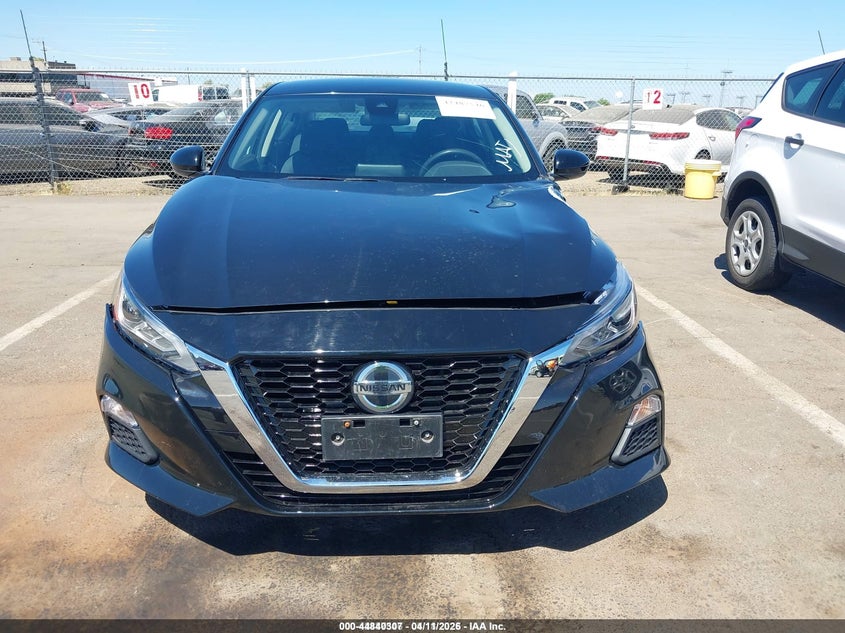AtlanticExpress - Nissan Altima