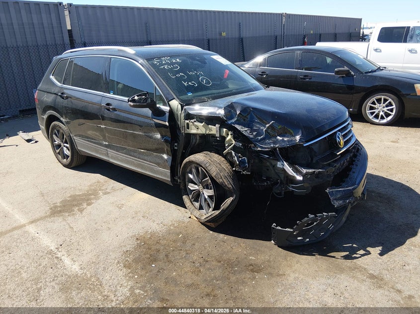 2022 VOLKSWAGEN TIGUAN 2.0T SE