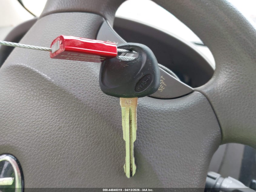 2008 Kia Sedona Lx VIN: KNDMB233786217132 Lot: 44840319