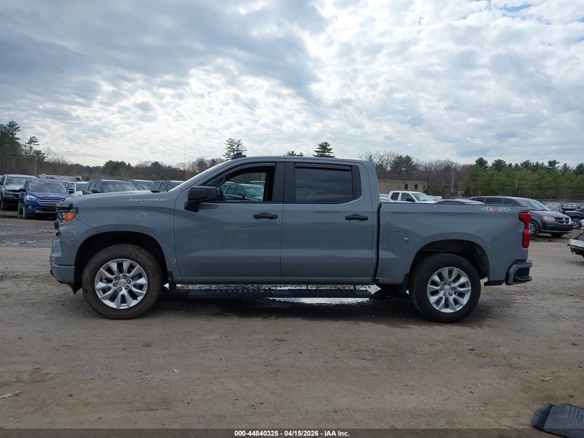 2024 Chevrolet Silverado 1500 4Wd Short Bed Custom VIN: 3GCPDBEK5RG179685 Lot: 44840325