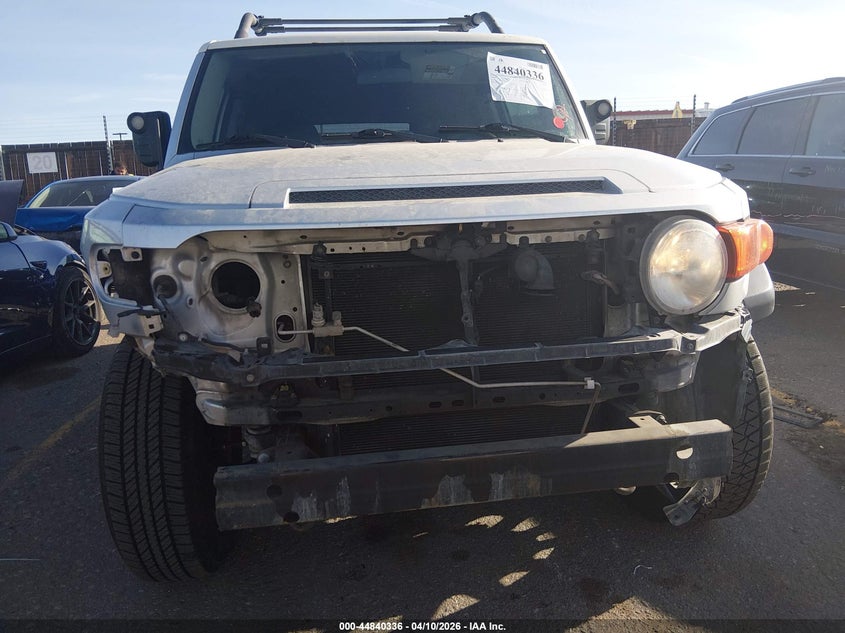 2008 Toyota Fj Cruiser VIN: JTEZU11F18K006888 Lot: 44840336