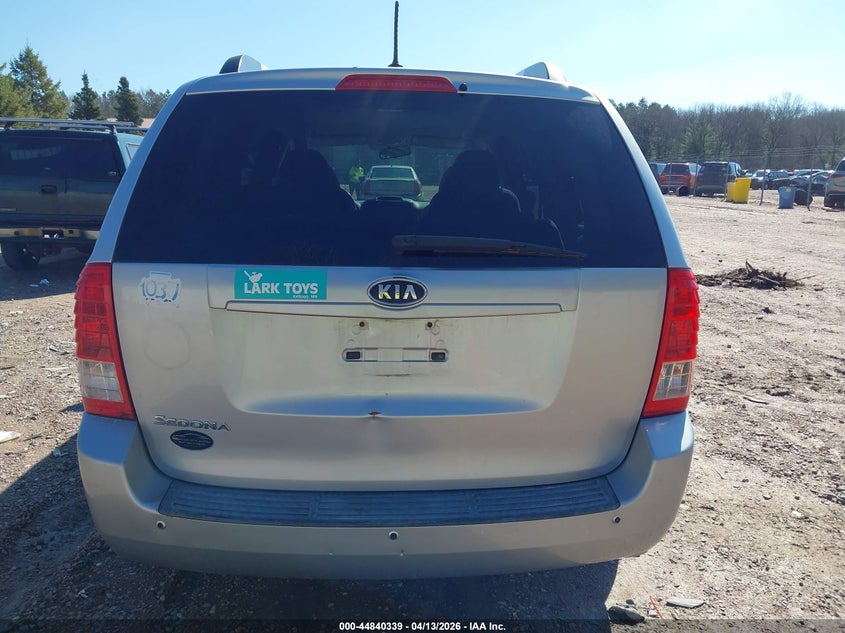 2011 Kia Sedona Lx VIN: KNDMG4C72B6410537 Lot: 44840339
