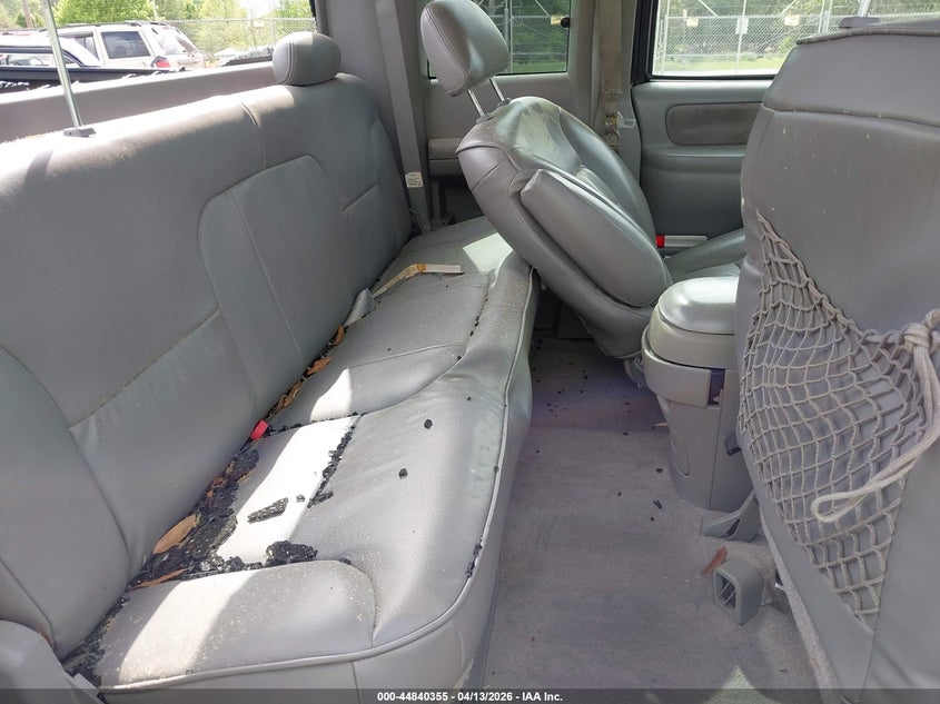 1997 GMC Sierra 1500 Sl Wideside VIN: 2GTEK19R8V1558973 Lot: 44840355