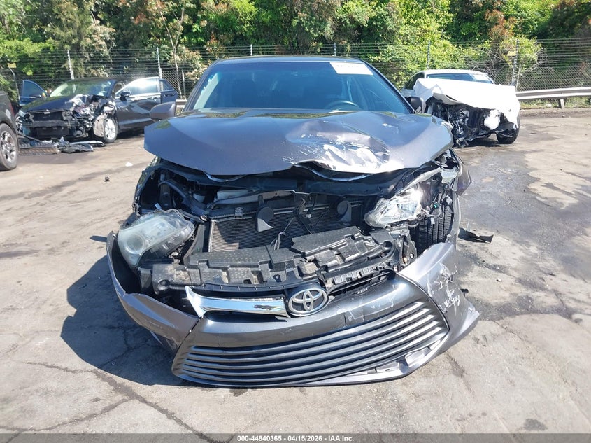 2016 Toyota Camry Le VIN: 4T4BF1FK2GR529590 Lot: 44840365