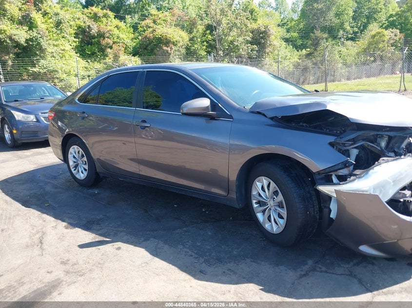 2016 Toyota Camry Le VIN: 4T4BF1FK2GR529590 Lot: 44840365