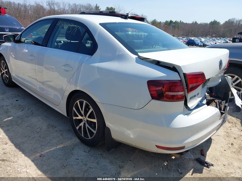 2018 Volkswagen Jetta 1.4 1.4t Se 1.4t Wolfsburg Edition White Lot 111044840378 Vin 3VWDB7AJ9JM260548