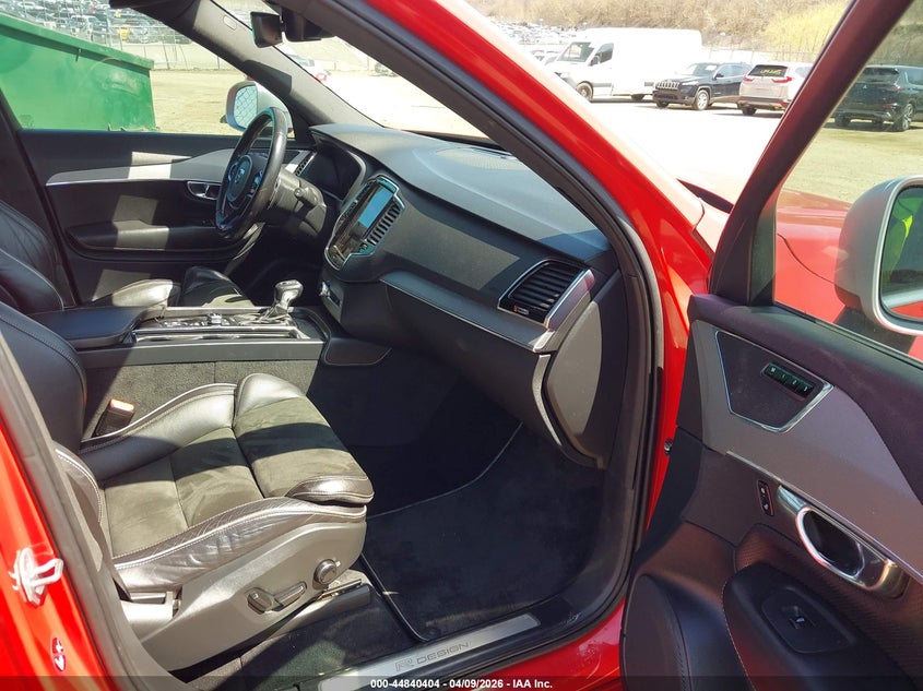 2016 Volvo Xc90 T6 R-Design