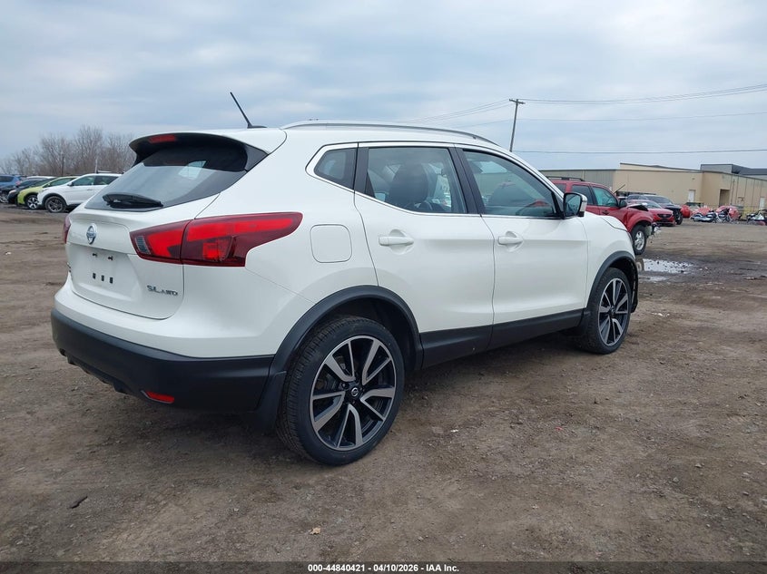 2017 Nissan Rogue Sport Sl