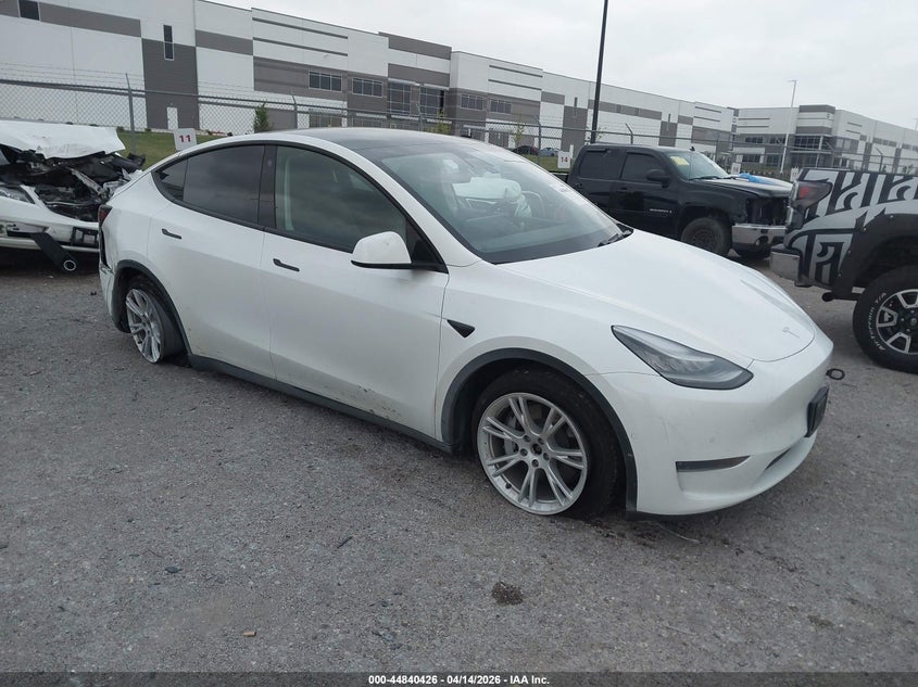 2021 Tesla Model Y Long Range Dual Motor All-Wheel Drive