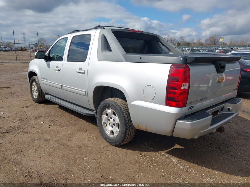 2011 Chevrolet Avalanche 1500 Ls