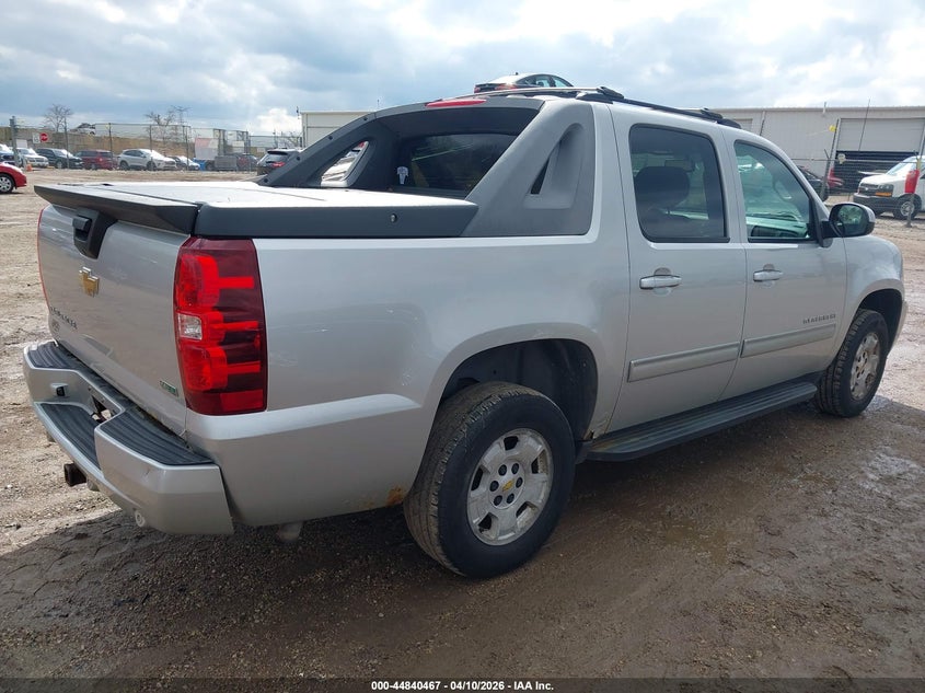 2011 Chevrolet Avalanche 1500 Ls
