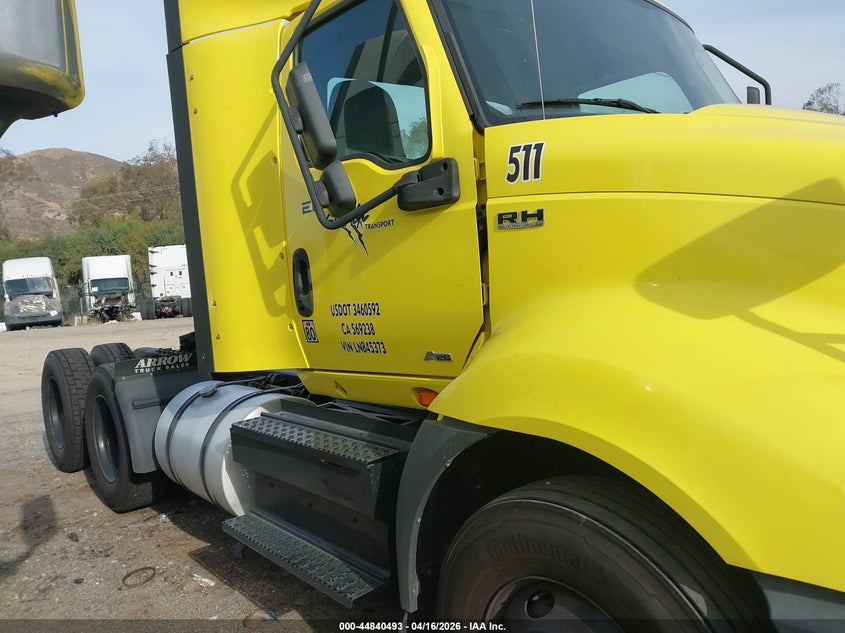2020 International Rh yellow Lot 111044840493 Vin 3HSDWTZR2LN845373