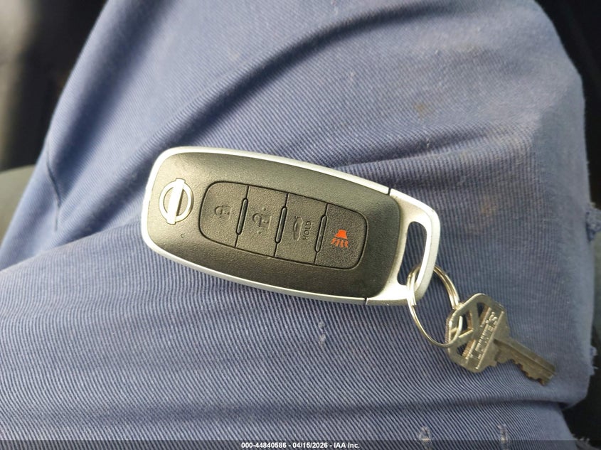 2023 Nissan Versa 1.6 Sv Xtronic Cvt VIN: 3N1CN8EV0PL834772 Lot: 44840586