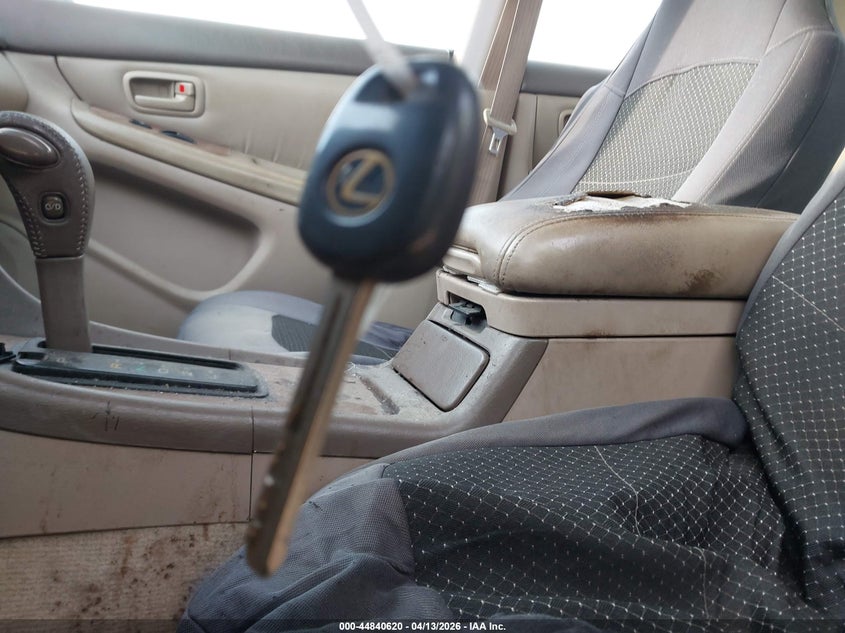 1998 Lexus Es 300 VIN: JT8BF28G8W5046576 Lot: 44840620