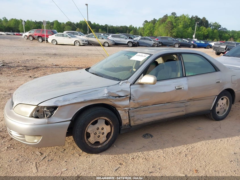 1998 Lexus Es 300 VIN: JT8BF28G8W5046576 Lot: 44840620