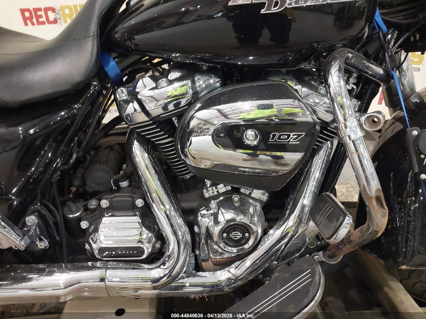 2017 Harley-Davidson Flhxs Street Glide Special VIN: 1HD1KRC18HB642326 Lot: 44840636