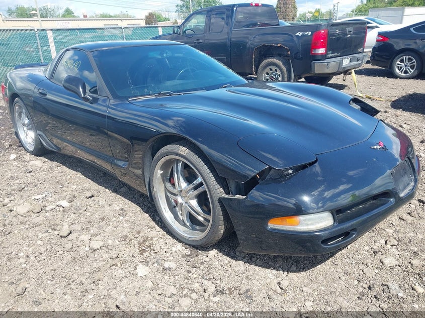 CHEVROLET CORVETTE 2001. Lot# 44840640. VIN 1G1YY22G015122436. Photo 1