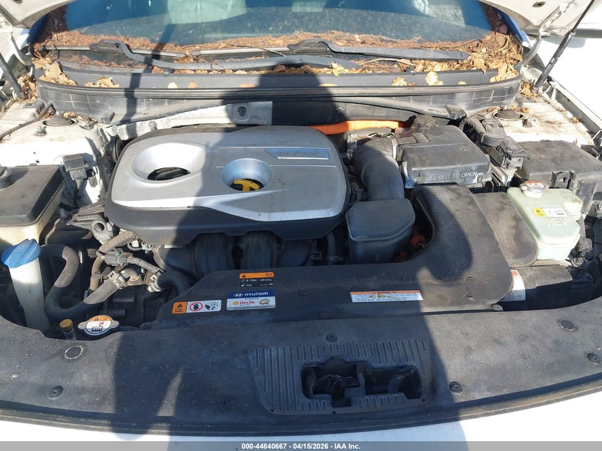 2016 Hyundai Sonata Hybrid Limited VIN: KMHE34L10GA012951 Lot: 44840667