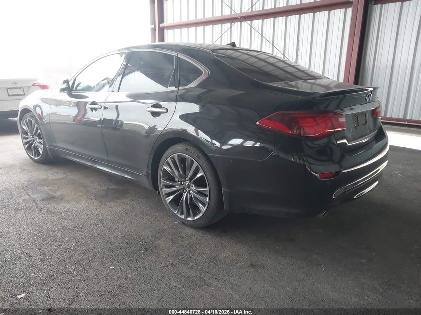 2018 Infiniti Q70 3.7 Luxe VIN: JN1BY1AP3JM180915 Lot: 44840728