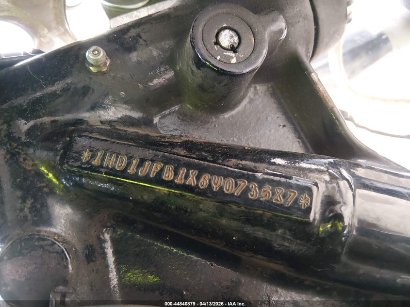 2006 Harley-Davidson Flsti VIN: 1HD1JFB1X6Y073587 Lot: 44840879