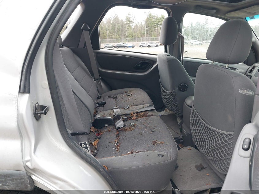 2002 Ford Escape Xlt VIN: 1FMCU041X2KB00422 Lot: 44840901