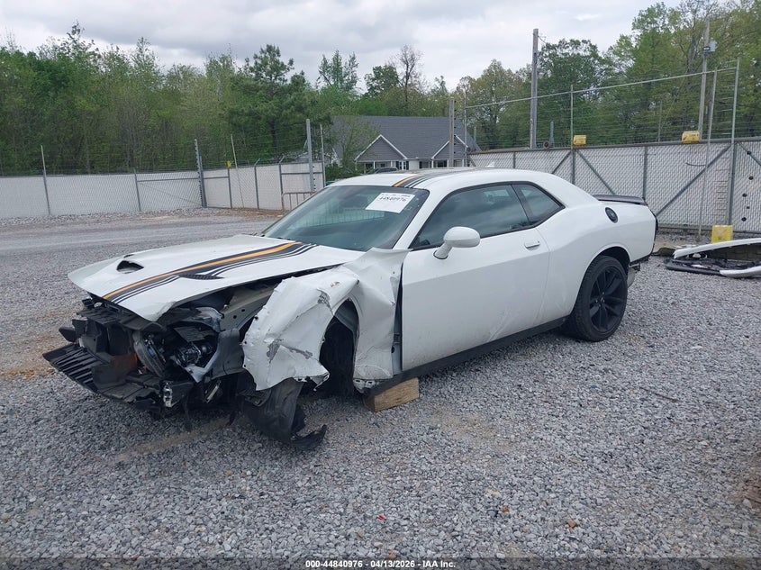 2C3CDZJG4NH177613 2022 Dodge Challenger Gt photo 1