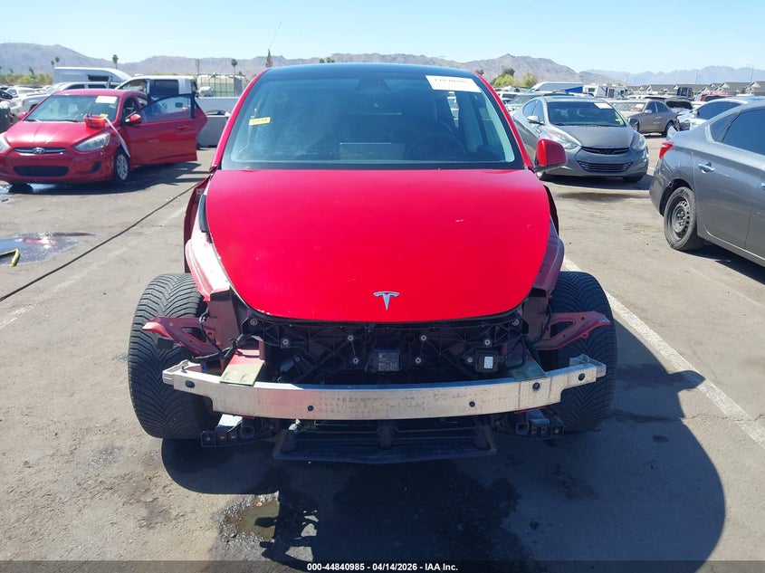 2021 Tesla Model Y Long Range Dual Motor All-Wheel Drive VIN: 5YJYGDEE6MF118524 Lot: 44840985