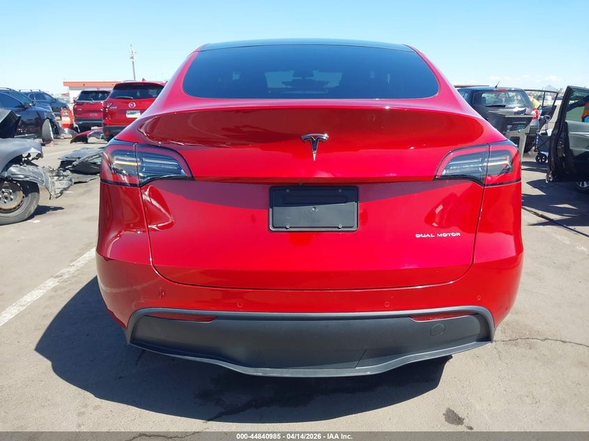 2021 Tesla Model Y Long Range Dual Motor All-Wheel Drive VIN: 5YJYGDEE6MF118524 Lot: 44840985