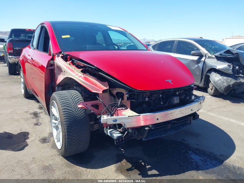 2021 Tesla Model Y Long Range Dual Motor All-Wheel Drive VIN: 5YJYGDEE6MF118524 Lot: 44840985