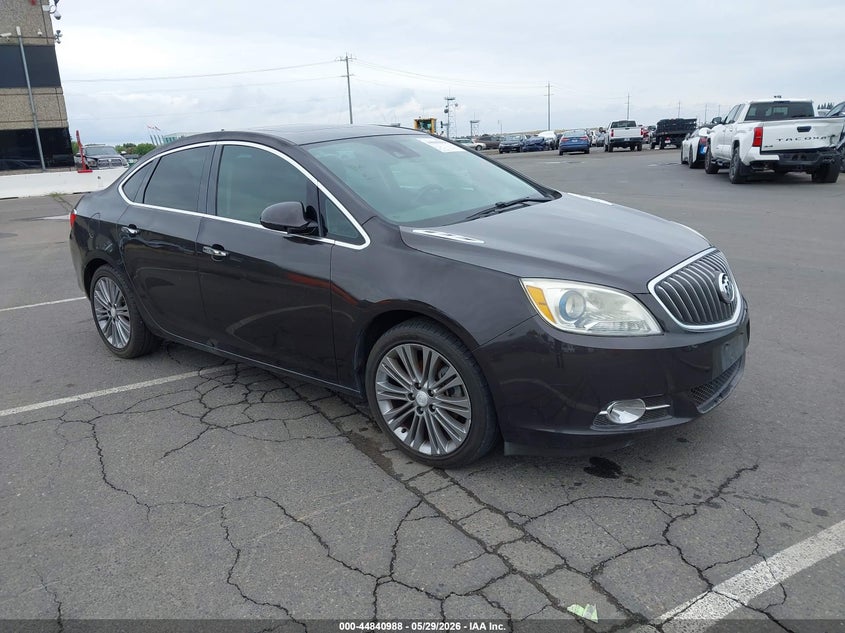 Vin: 1g4pt5sv5e4143985, lot: 45338295, buick verano premium group 2014 img_1