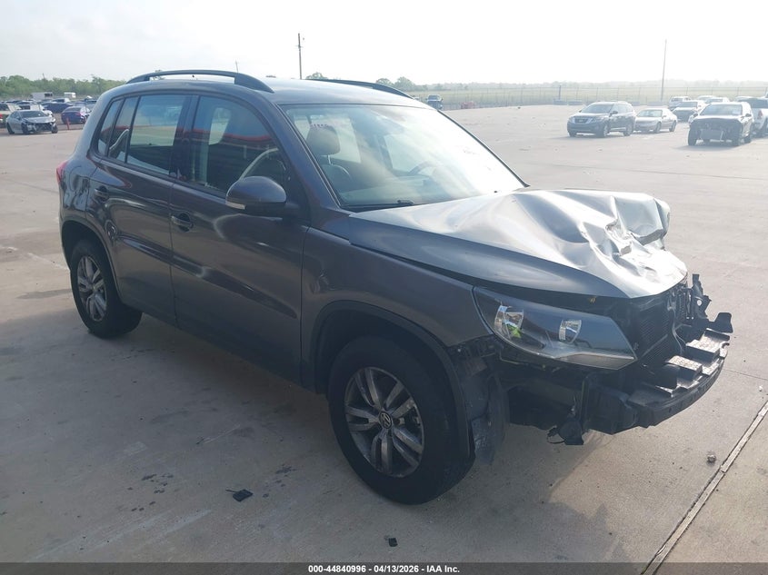 2016 Volkswagen Tiguan S