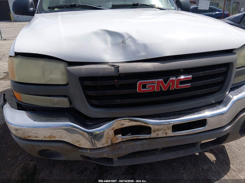 2004 GMC Sierra 1500 Work Truck VIN: 1GTEC14V44Z283318 Lot: 44841007