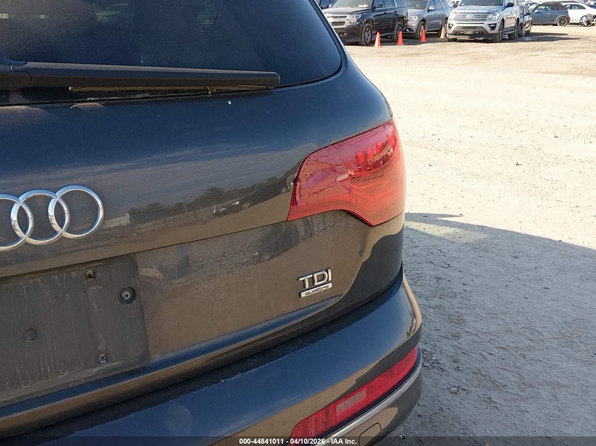 2014 Audi Q7 3.0 Tdi Premium VIN: WA1VMAFE8ED014208 Lot: 44841011