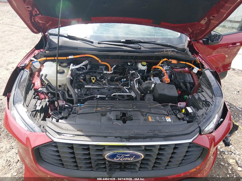 2024 Ford Escape 2.5 Phev red Lot 111044841026 Vin 1FMCU0E11RUA87718